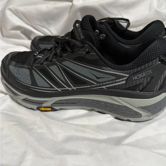 Hoka ALL “New” FOOTWEAR
Bestseller Mafate Speed 2 M/Size 11
W/Size 12 - Picture 3 of 9